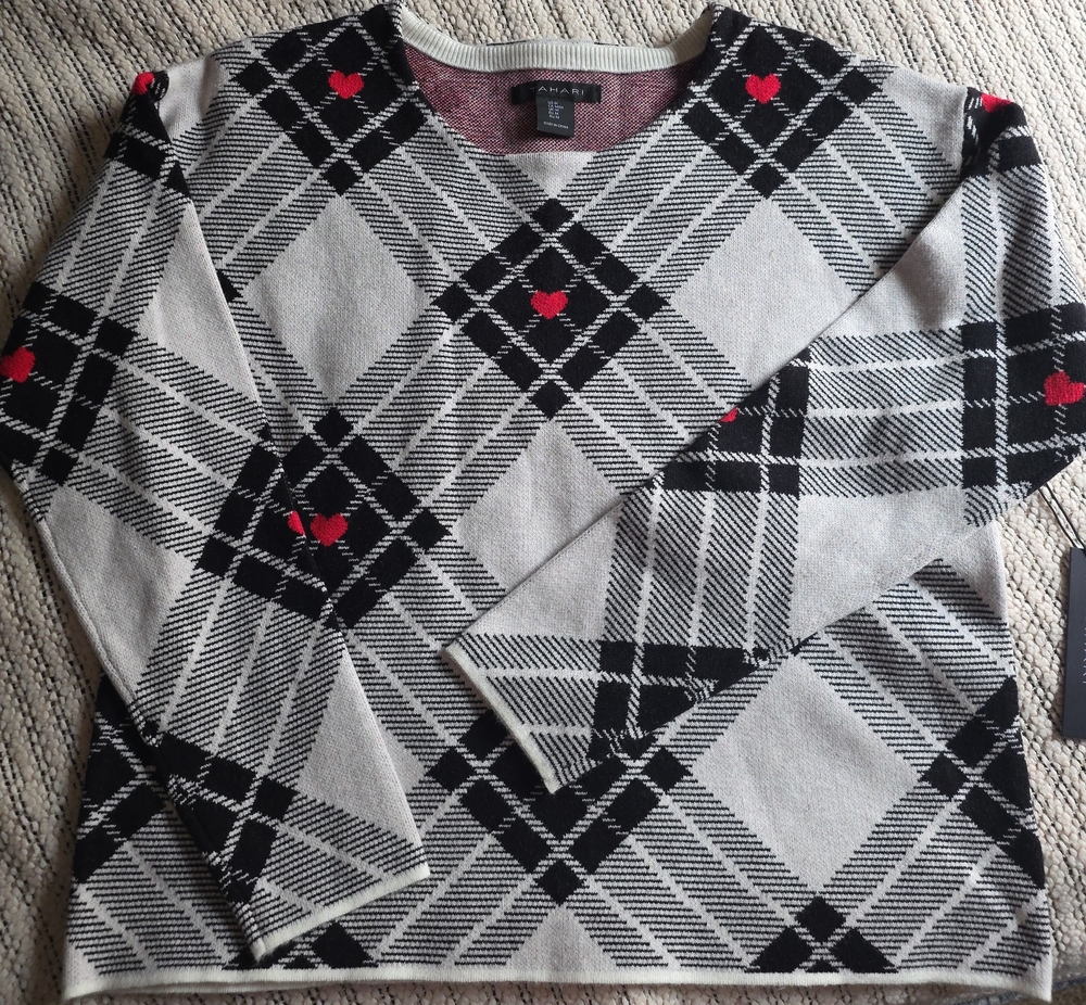 Tahari Cream and Black Plaid Crewneck Sweater with Red Heart Accents